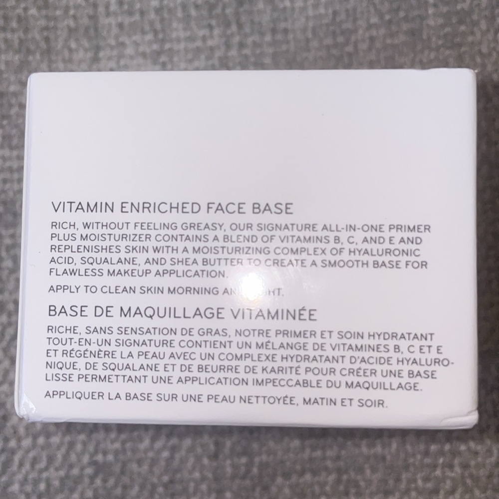 Brand New in box Bobbi brown vitamin enriched face base size, 1.7 oz - Picture 3 of 4